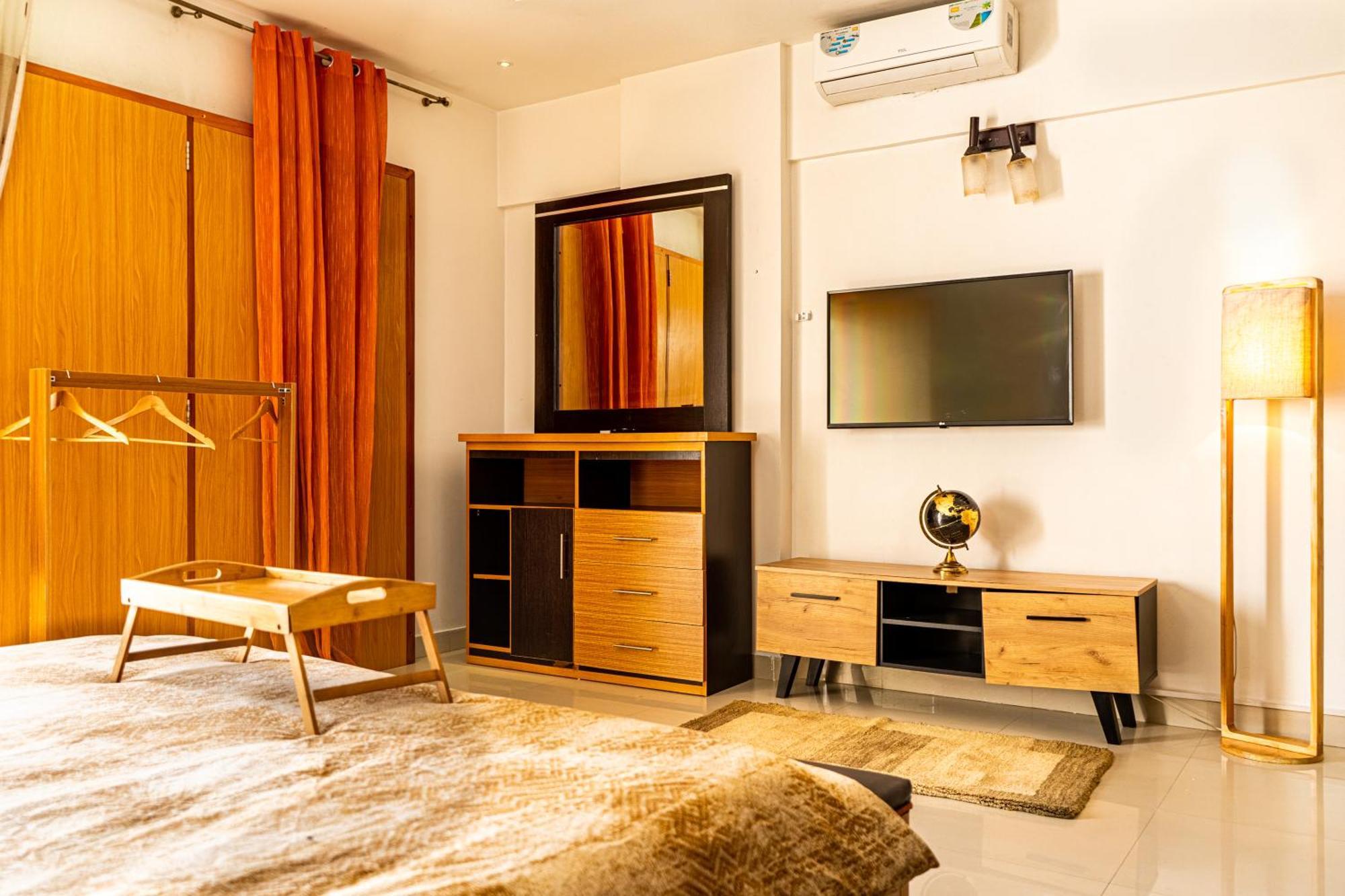 Chambres Meublees Avenue Cheikh Anta Diop Dakar Eksteriør bilde